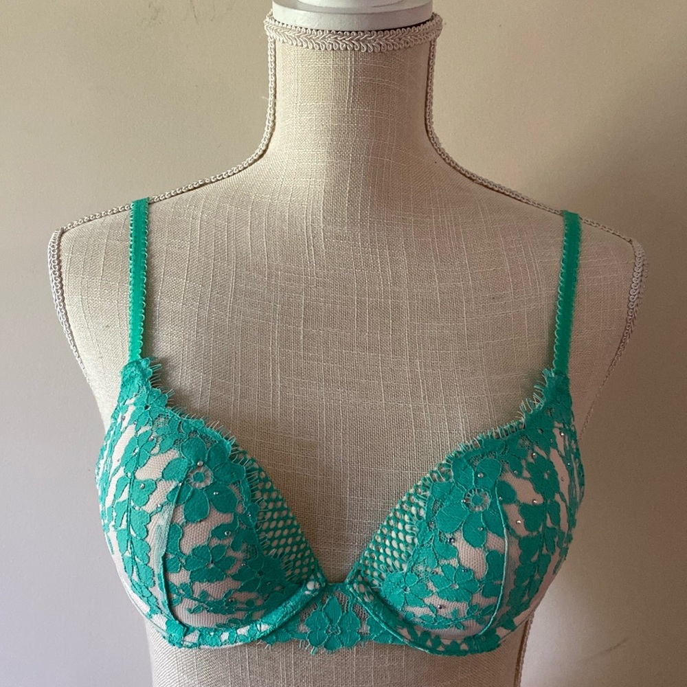 Victoria Secret Dream Angle Green lace push up- Pigeonnant wh Rhinestones bra